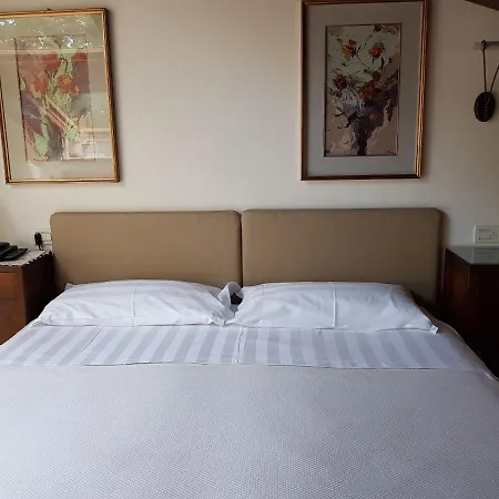 Guest house Al Melograno - & Breakfast
