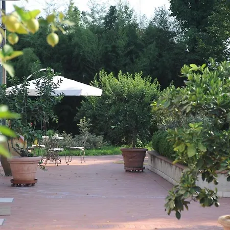 Al Melograno - & Breakfast Guest house